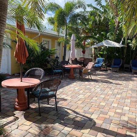 Atlantic Shores Vacation Villas Palm Beach Shores Exterior photo